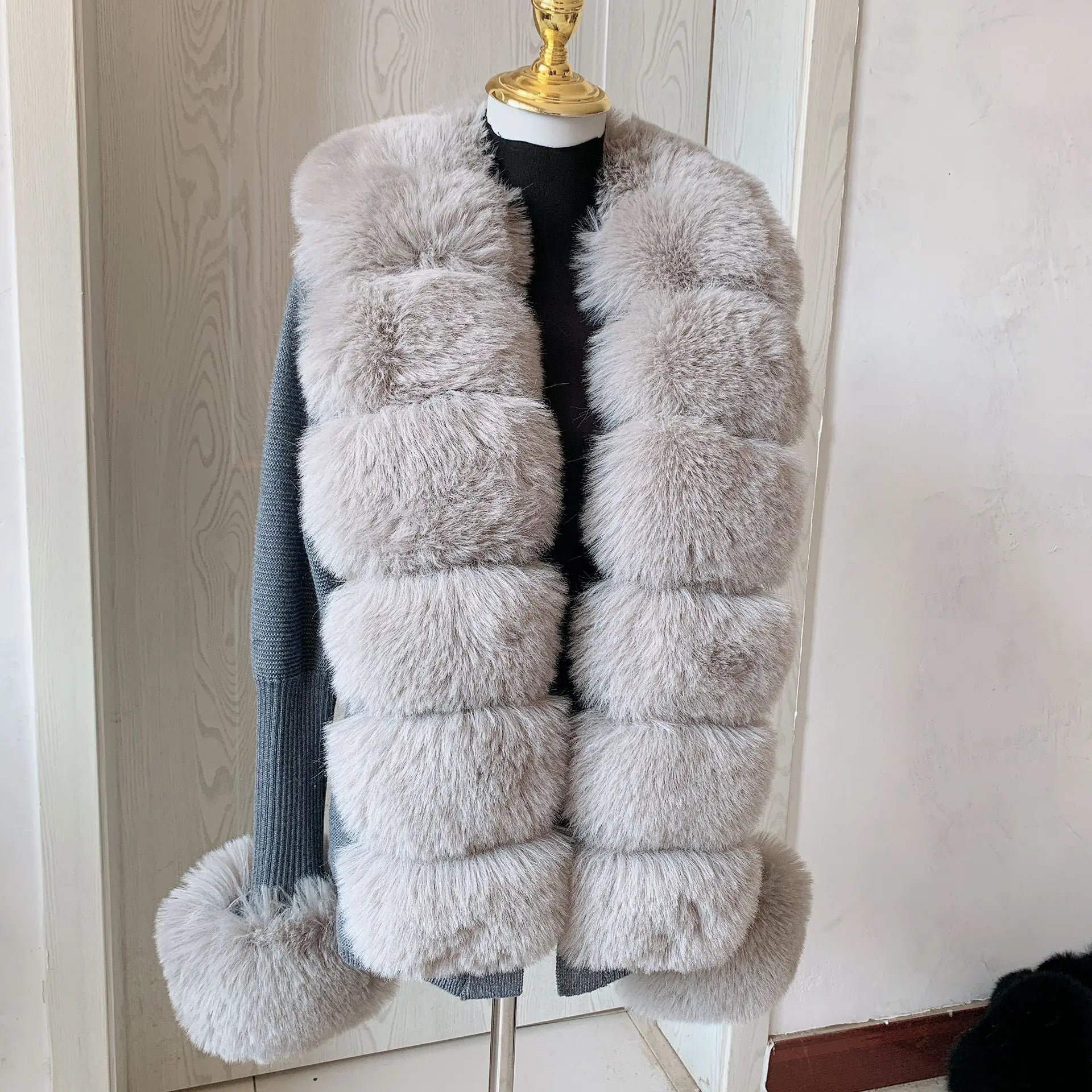 Women Faux Fur Knit Sweater