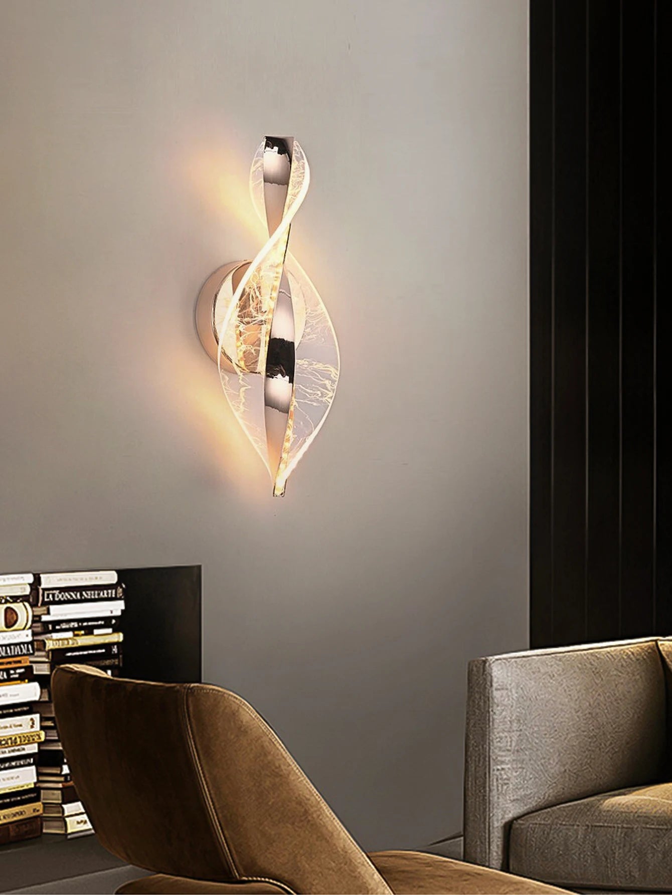 New LED Modern Gold/Black Acrylic wall lamp